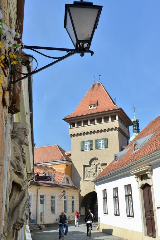 Hotel Irottkoe Kőszeg Eksteriør bilde